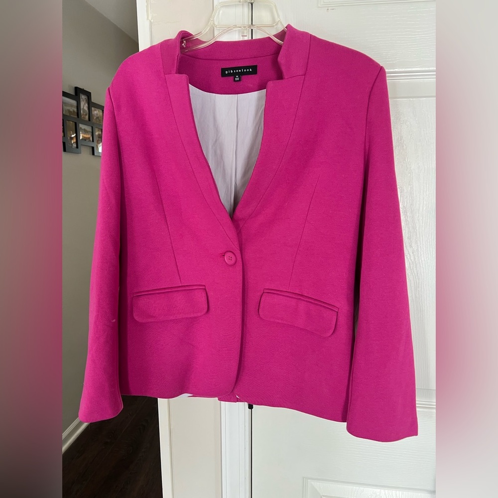 Gibson Vibrant Pink Women's Blazer